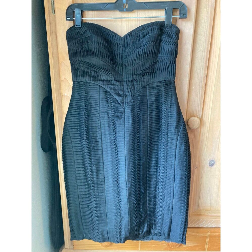 🧺BCBG Maxazria | Black 100% Silk Textured Cocktail Dress | Size 2